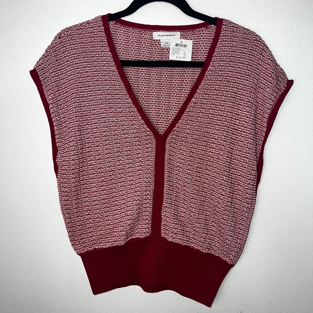 Short Sleeve V-Neck Sweater NWT Club Monaco